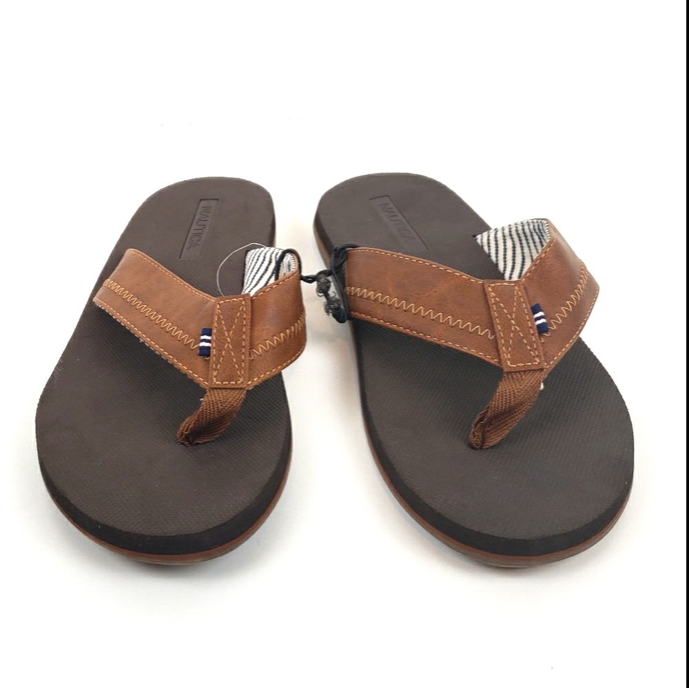 Nautica men's brown flip flop